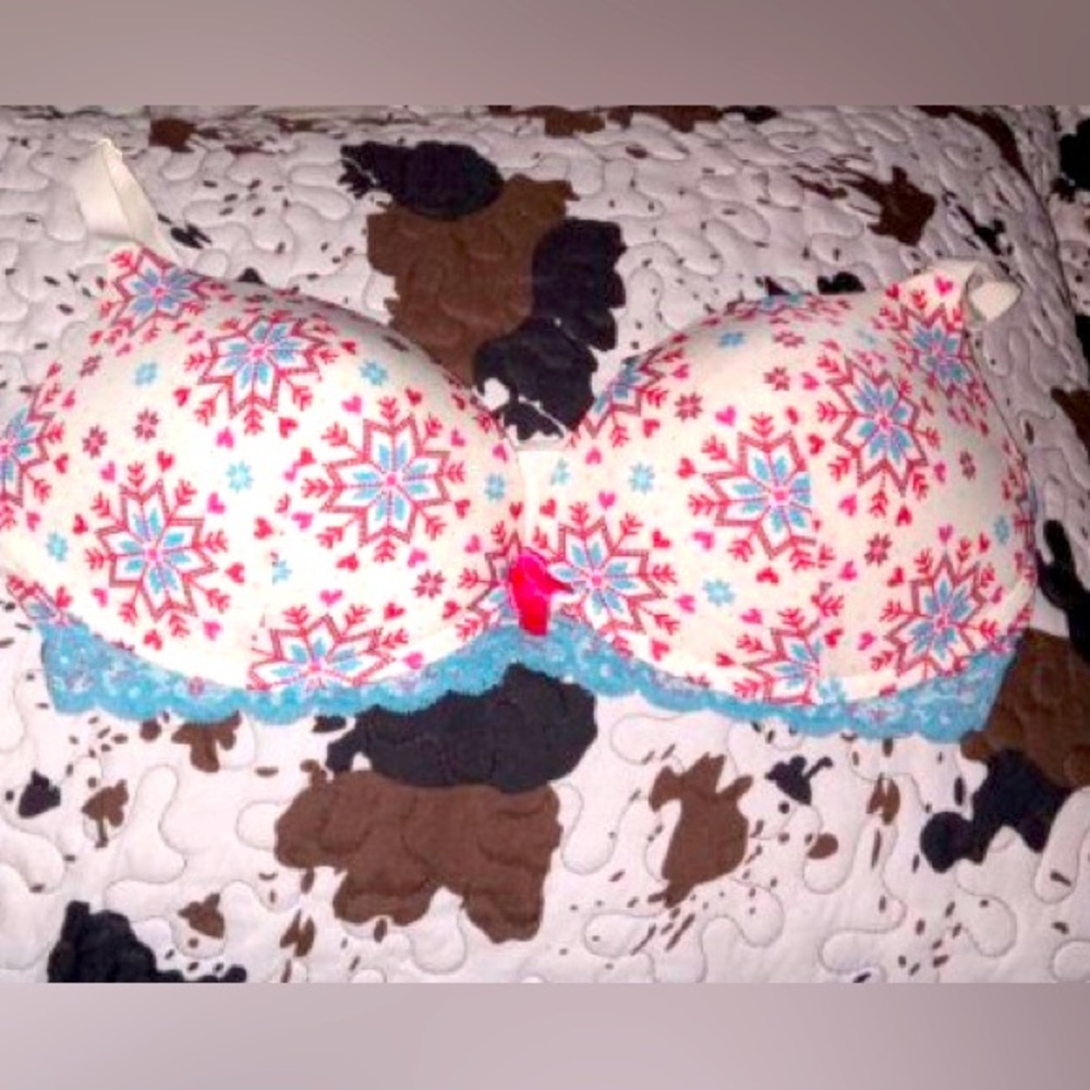 Adore me bra